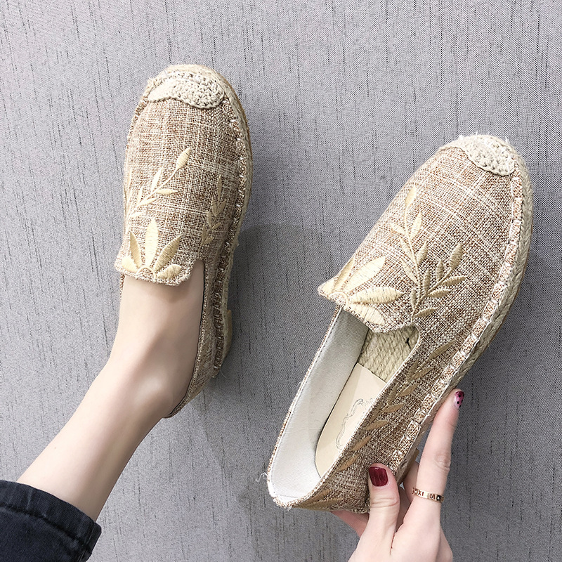 平底草编麻绳渔夫鞋女2019春秋新款刺绣花朵名族风单鞋老北京布鞋