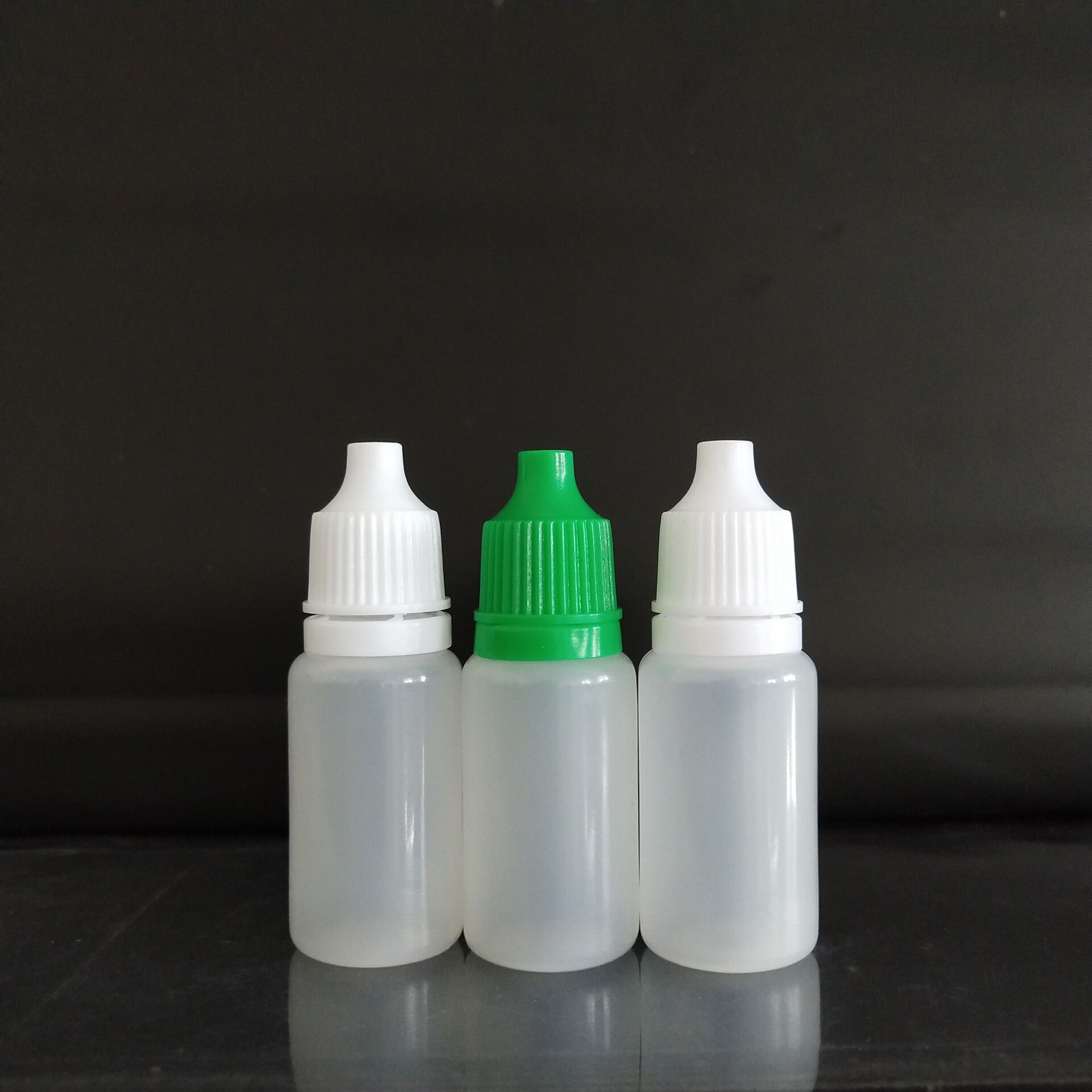 现货批发10ml眼药水瓶分装瓶 小滴瓶  pe挤压瓶 小药瓶