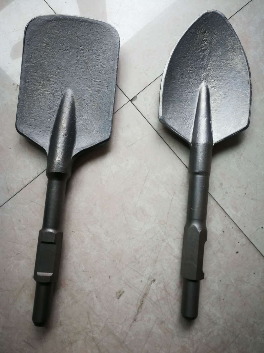 厂家批发工业级65a桃心铲大方铲大型加宽加厚破墙挖土电镐铲子