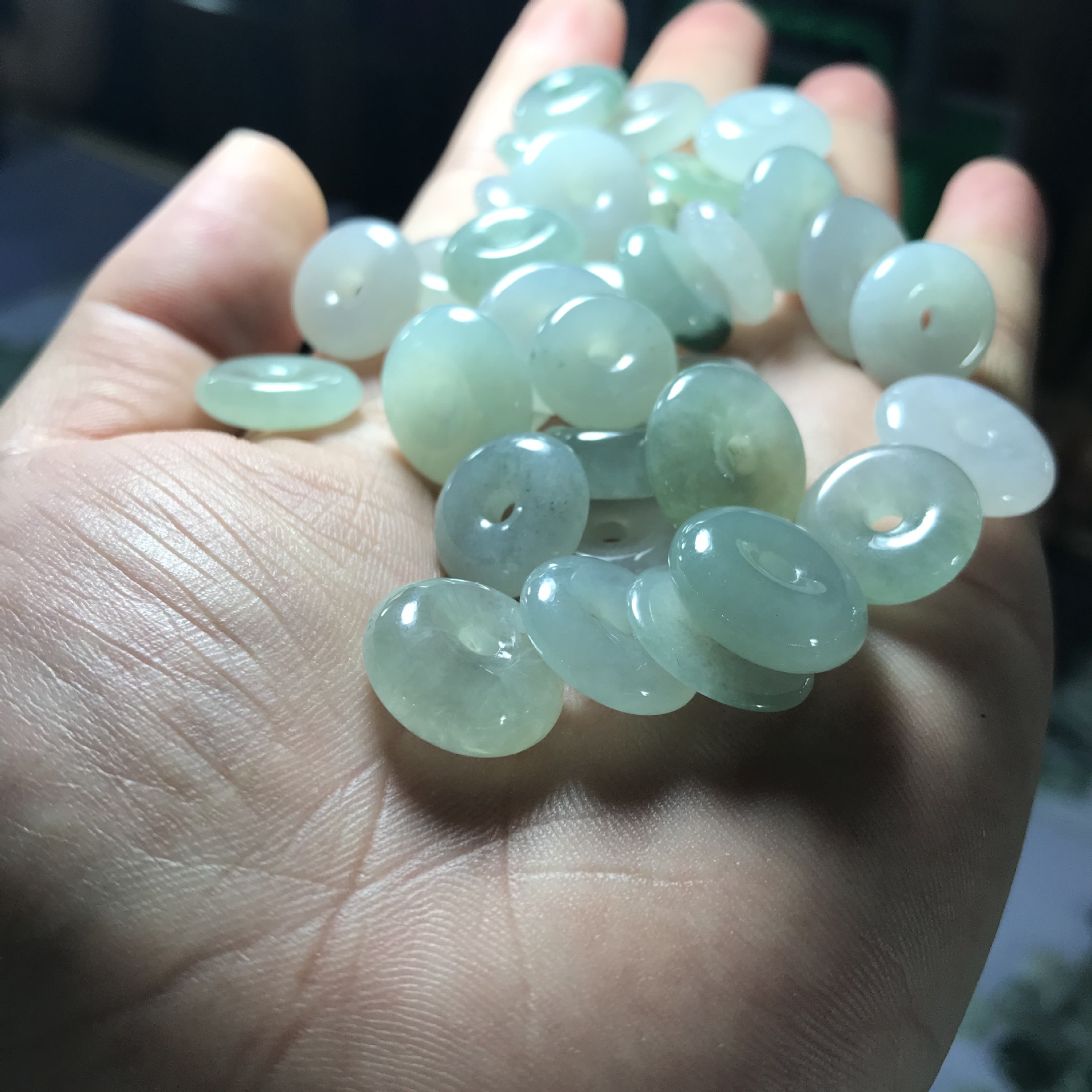 工厂批发 翡翠玉石a货缅甸玉石平安扣吊坠 小玉扣冰糯种玉平安扣