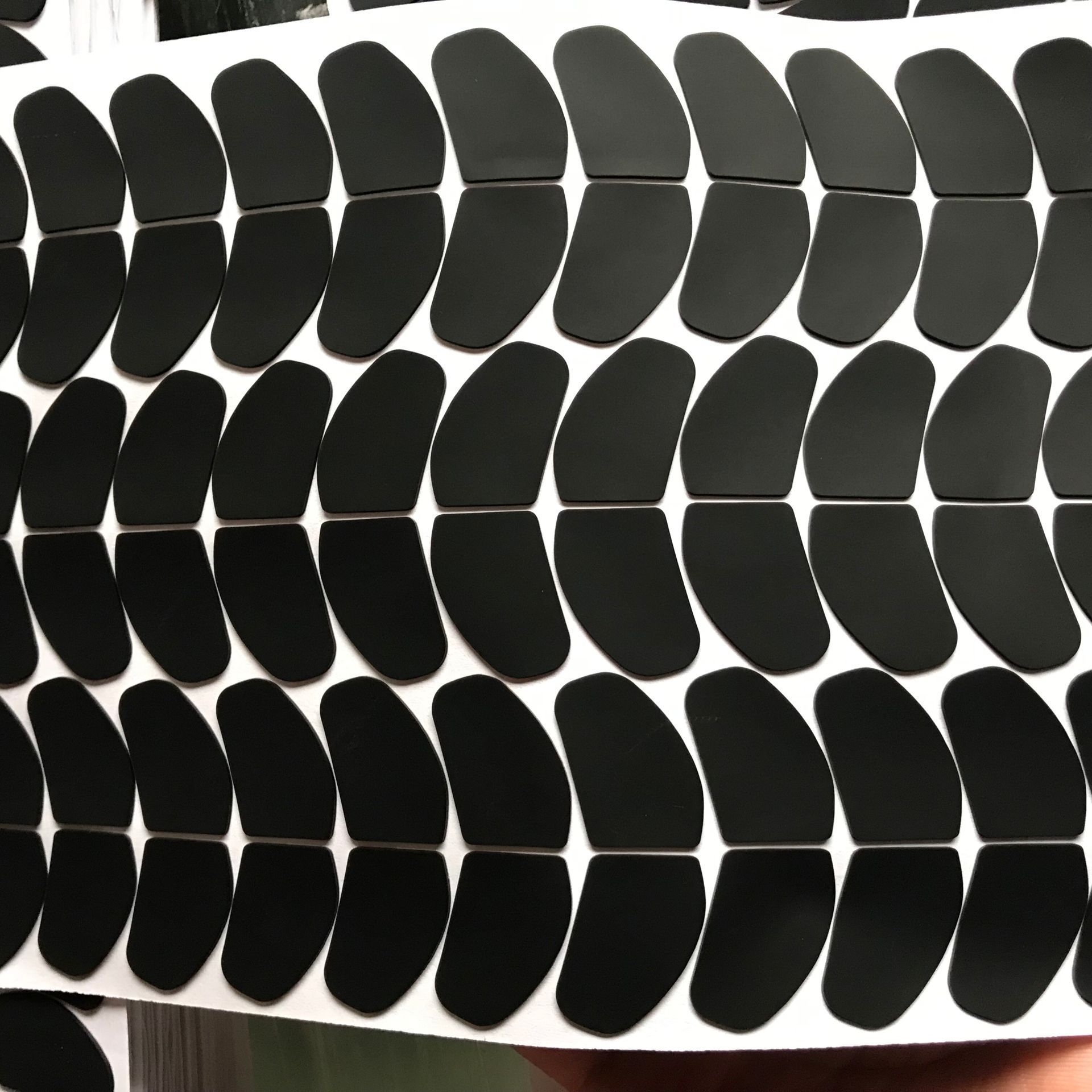 白色硅胶垫 透明硅胶脚垫 密封硅胶垫片 自粘硅胶防滑垫 硅胶垫圈