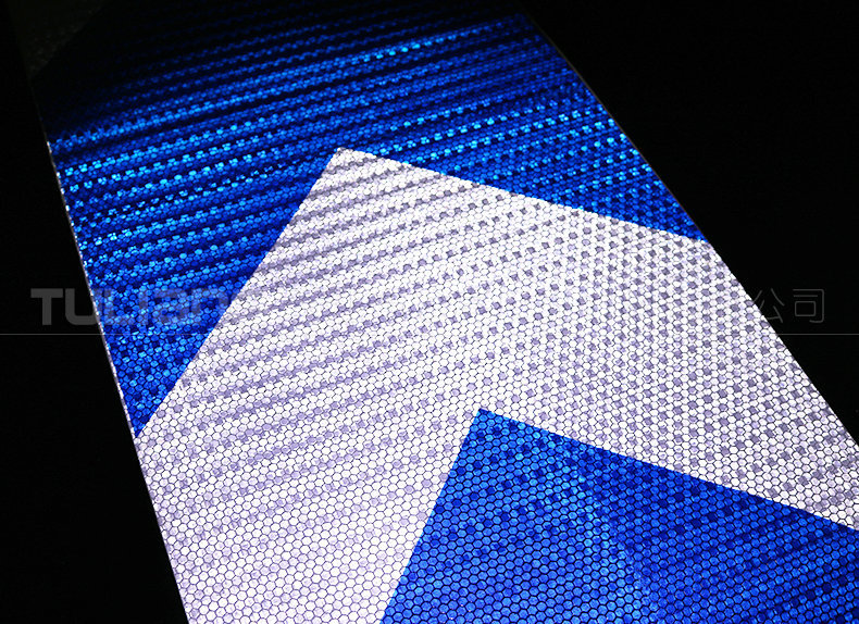 多色可选方格晶彩格印黑色箭头反光膜 工程级汽车晶格反光条