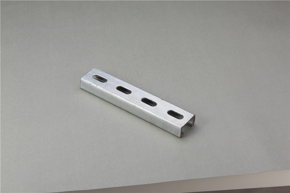 厂家供应c型钢龙骨/热镀锌轻型龙骨/光伏支架/抗震支撑架/c型支架