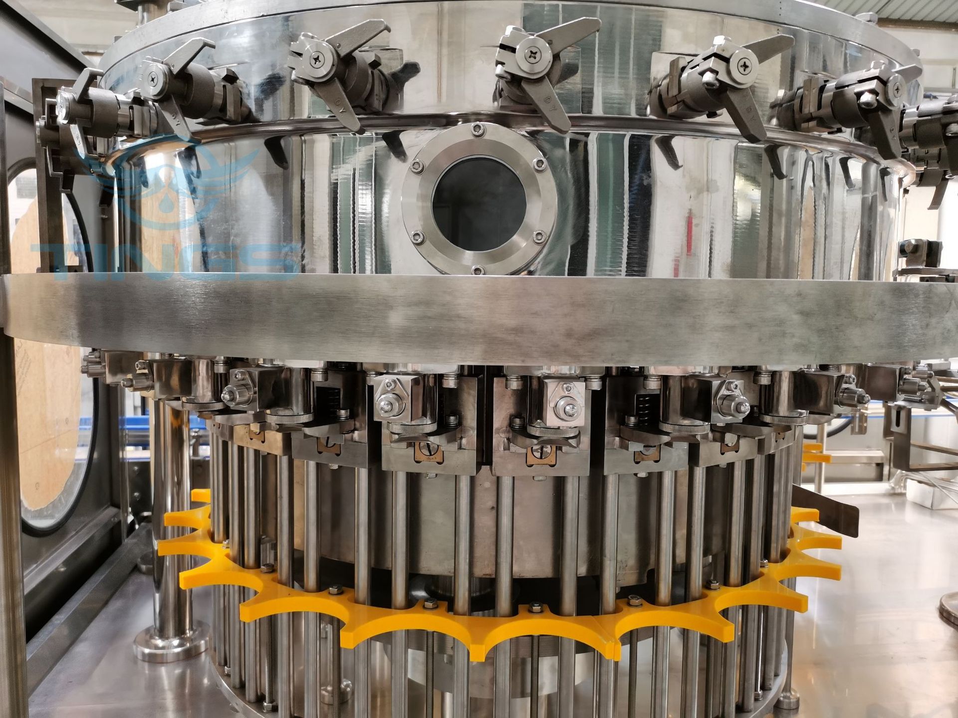 出口加拿大定制高速瓶装饮料生产填充包装设备塑料瓶饮料灌装机