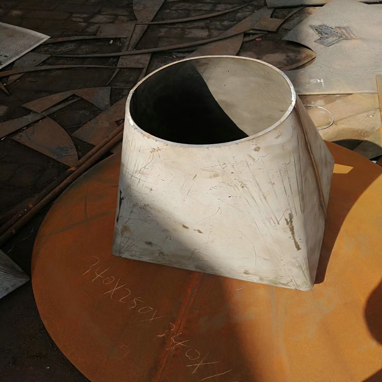 本厂生产不锈钢304 天方地圆 订制方圆节 方变圆 可按尺寸加工