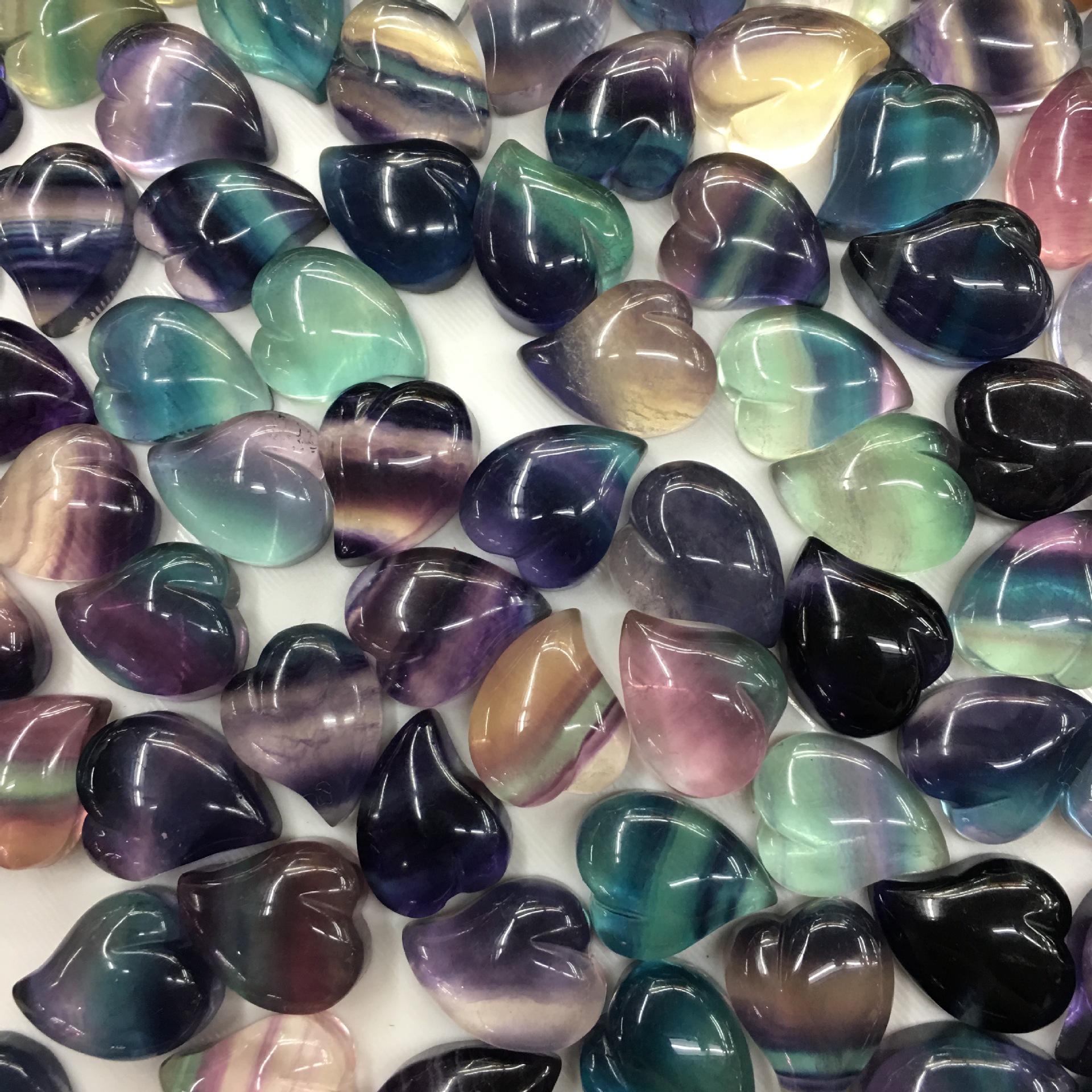 天然彩萤石心形吊坠 新款式心型吊坠 紫蓝绿萤石吊坠 diy饰品批发