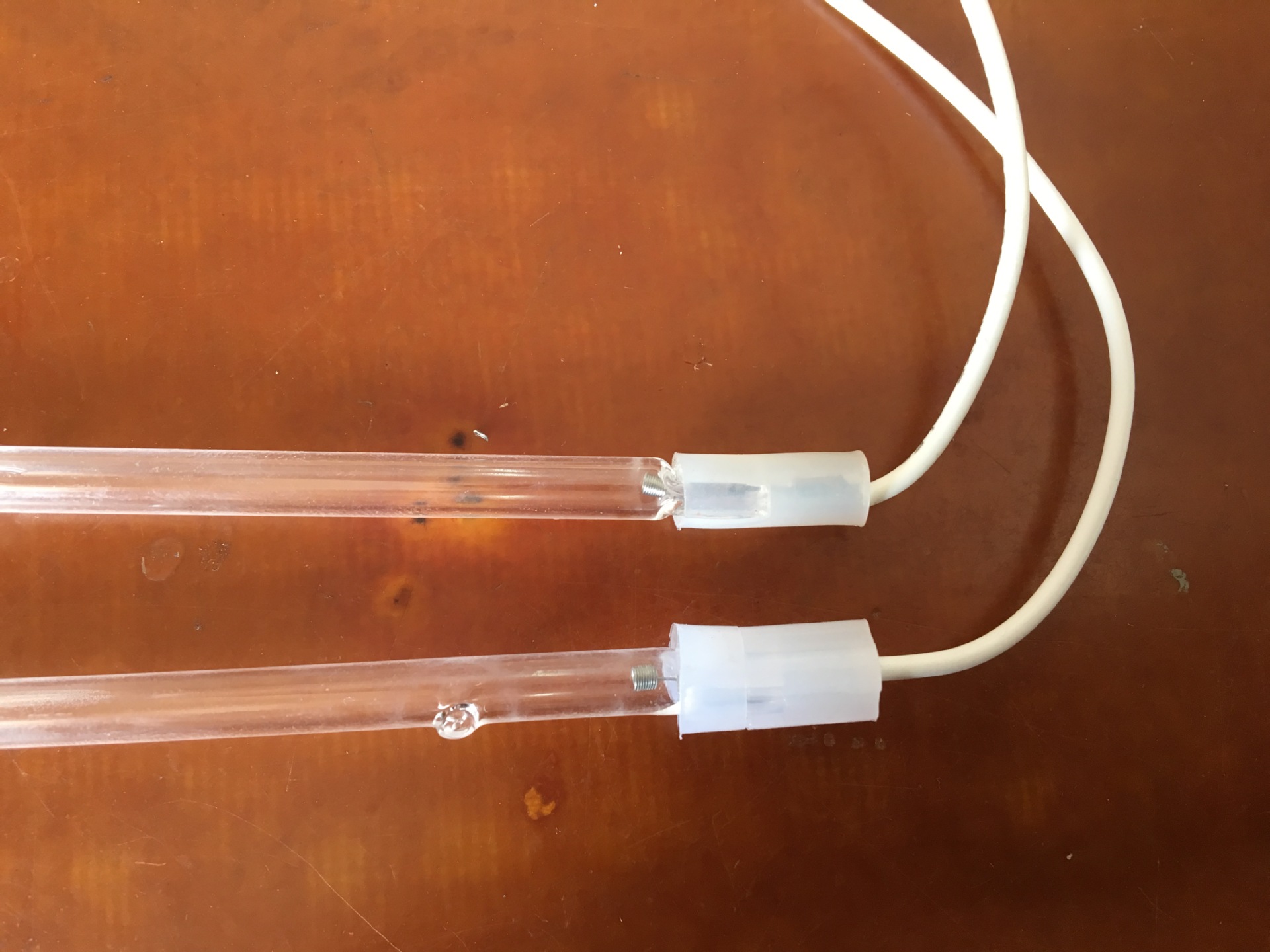 供应 石英uvc紫外线杀菌灯管 臭氧消毒 牙刷灭菌器 冷阴极灯