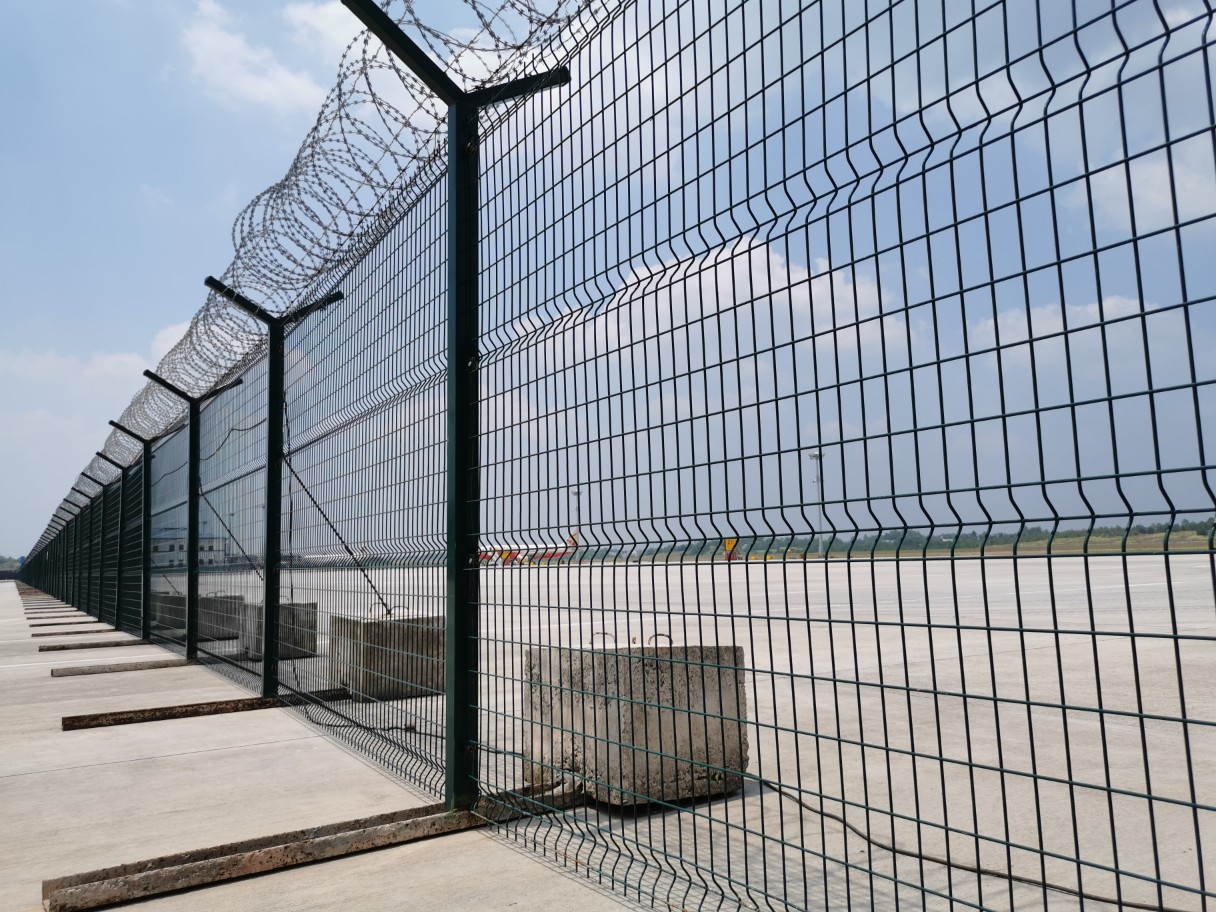 赣州机场护栏刺绳护栏机场防护