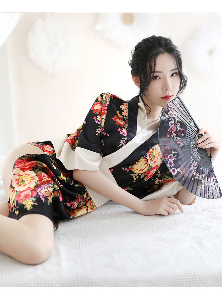 日系内衣少女 壁纸图片