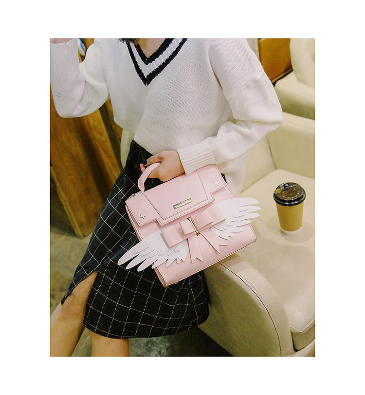 单肩斜挎小包包2020新款潮简约韩版网红百搭时尚翅膀网红小方女包