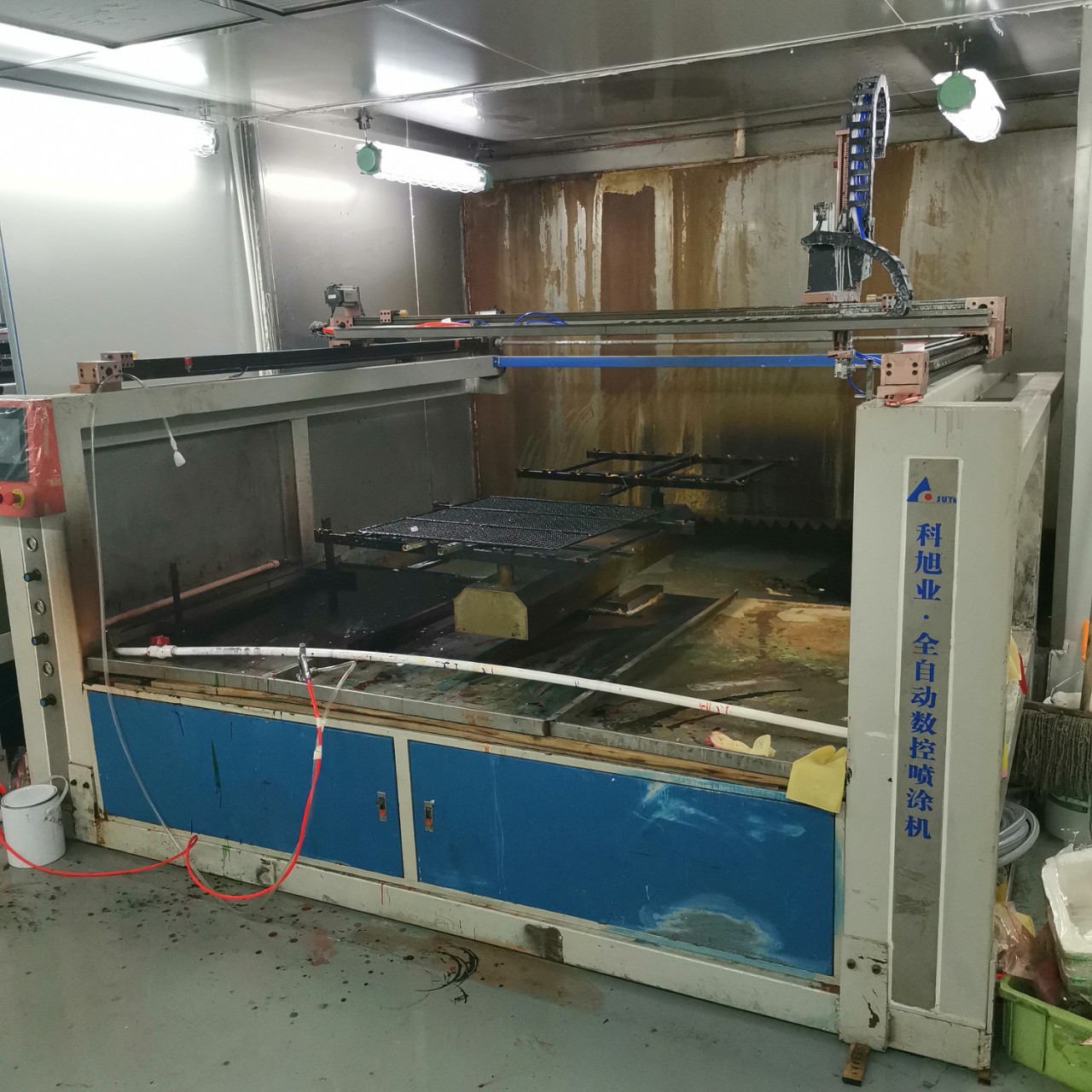 全套uv塑料电镀生产线转让,两台镀膜机加往复喷涂机和固化线