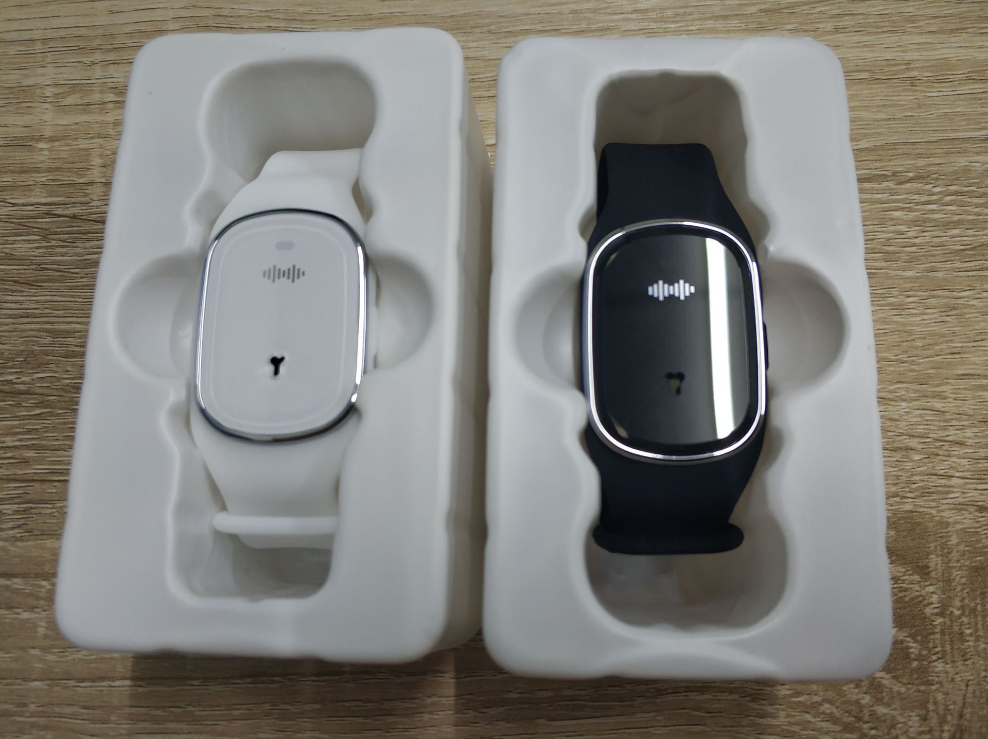 厂家直销m1超声波驱蚊手环儿童成人户外防蚊手环跨境驱蚊扣驱蚊器