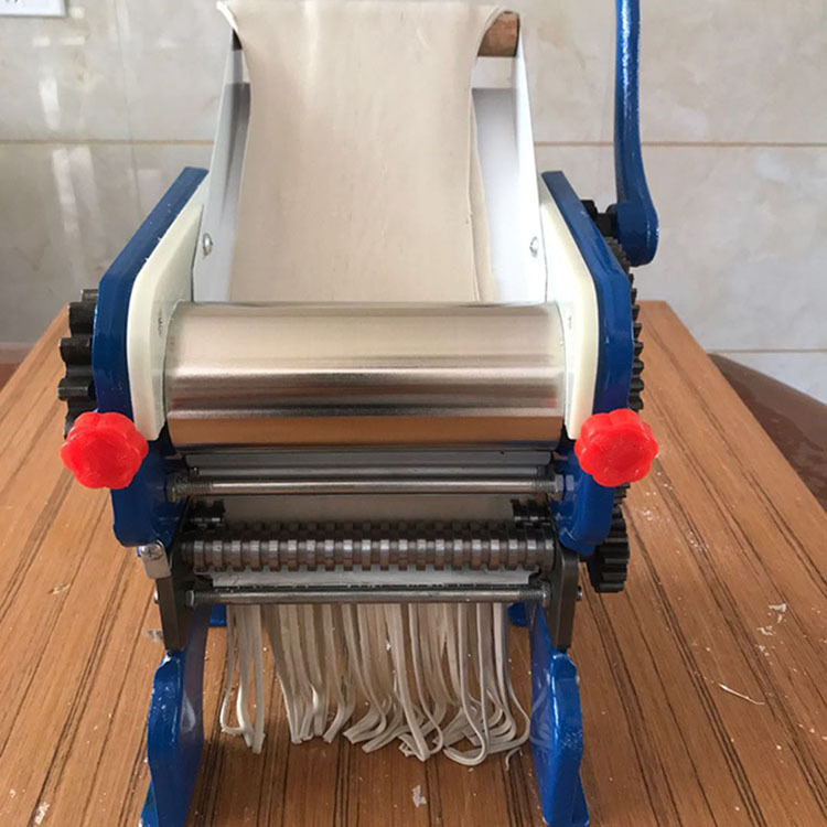 俏迈宝150-1手摇单刀防锈轧面机家用面条机多功能压面机质量保证