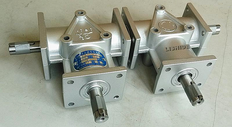 力士德 ara2微型直角齿轮箱广泛应用在微型机械转角转向领域