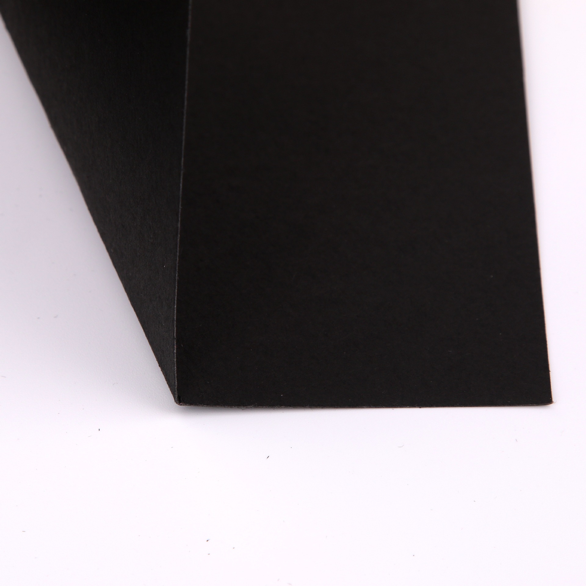 黑卡纸4k 8k a3 a4儿童手工画纸绘画卡纸200克到250克350克黑卡纸