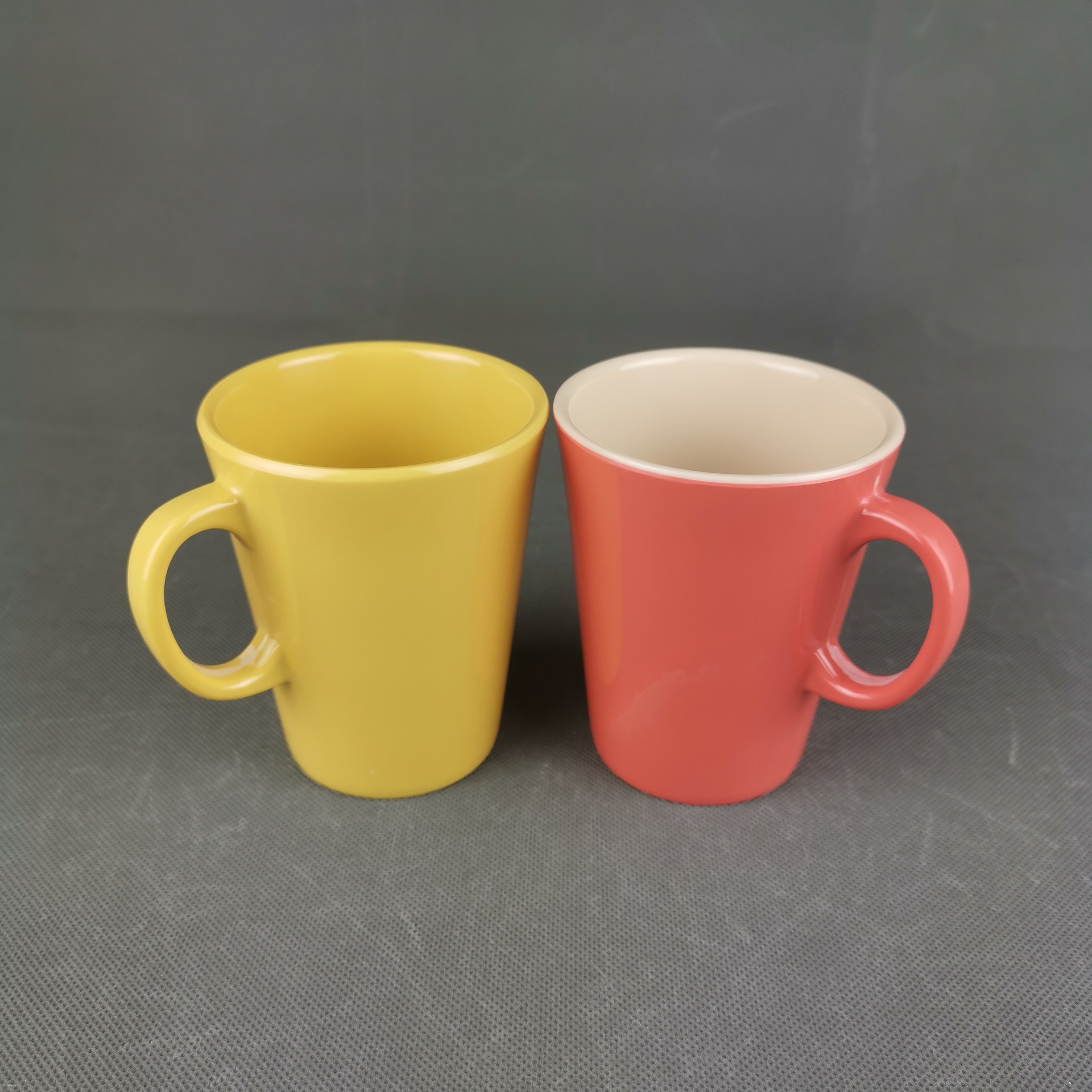 双色密胺马克杯子 仿瓷咖啡杯带手柄糖果色饮料喝茶杯子厂家批发