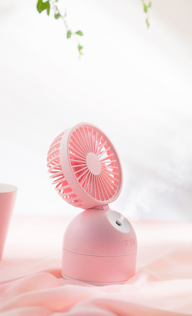创意大容量喷雾usb小风扇加湿保湿补水办公宿舍桌面迷你充电风扇