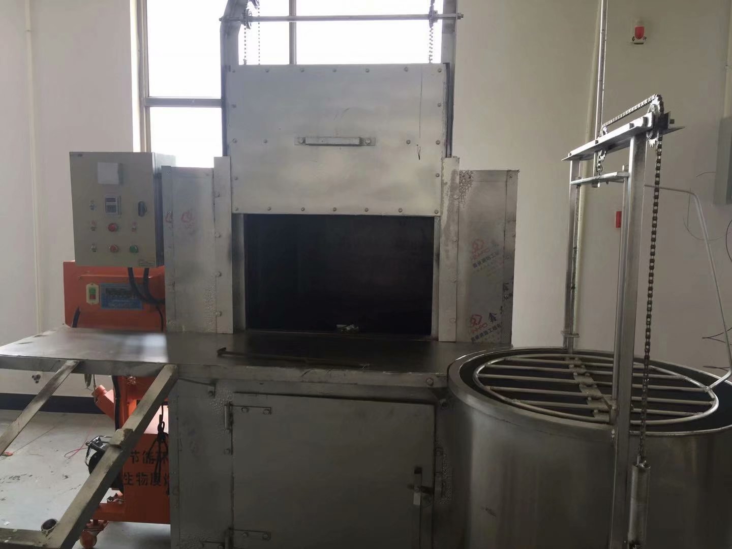 搪胶机搪胶炉跳跳马生产设备