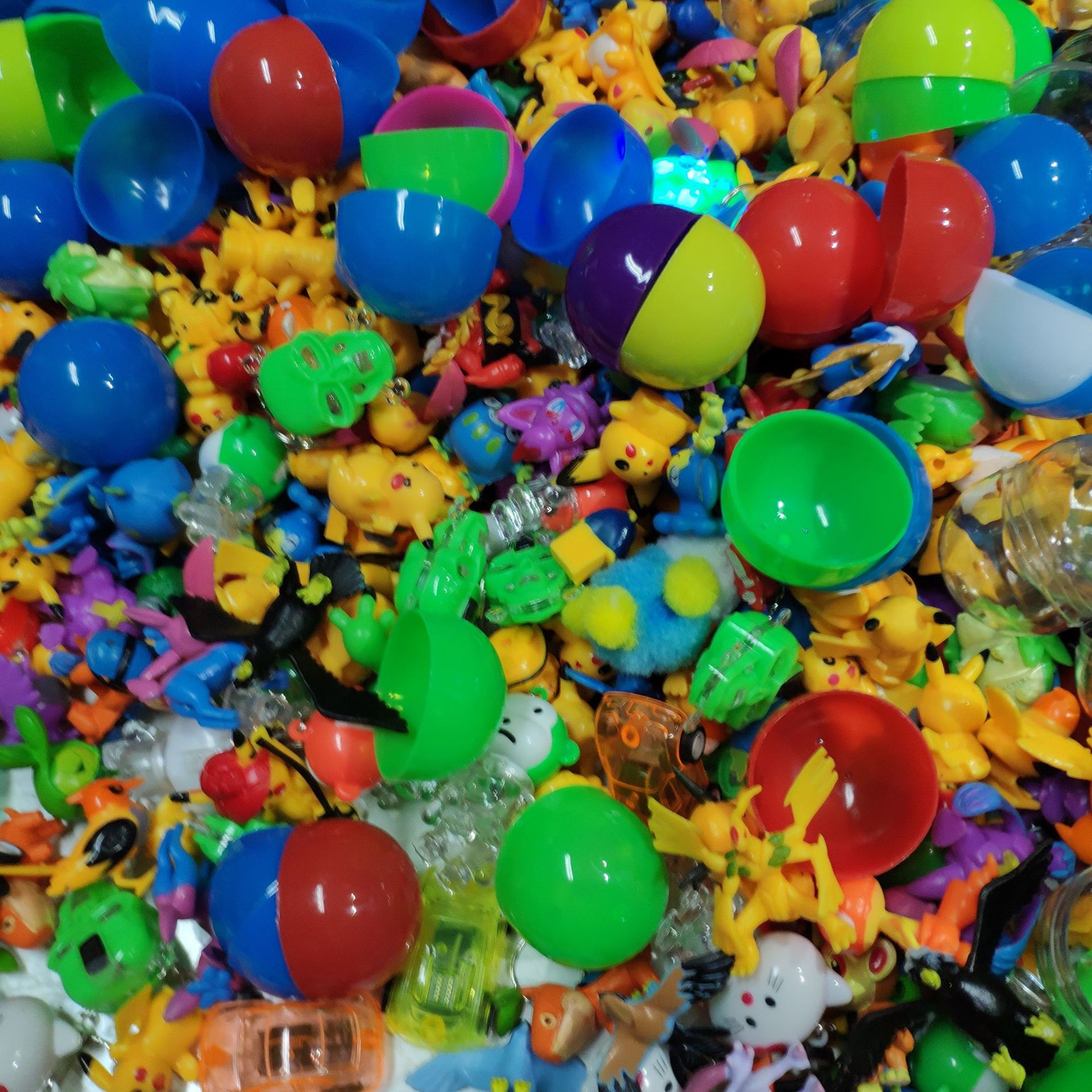 32mm扭蛋45号55号扭蛋儿童玩具扭蛋机扭蛋机专用球扭蛋球厂家直销