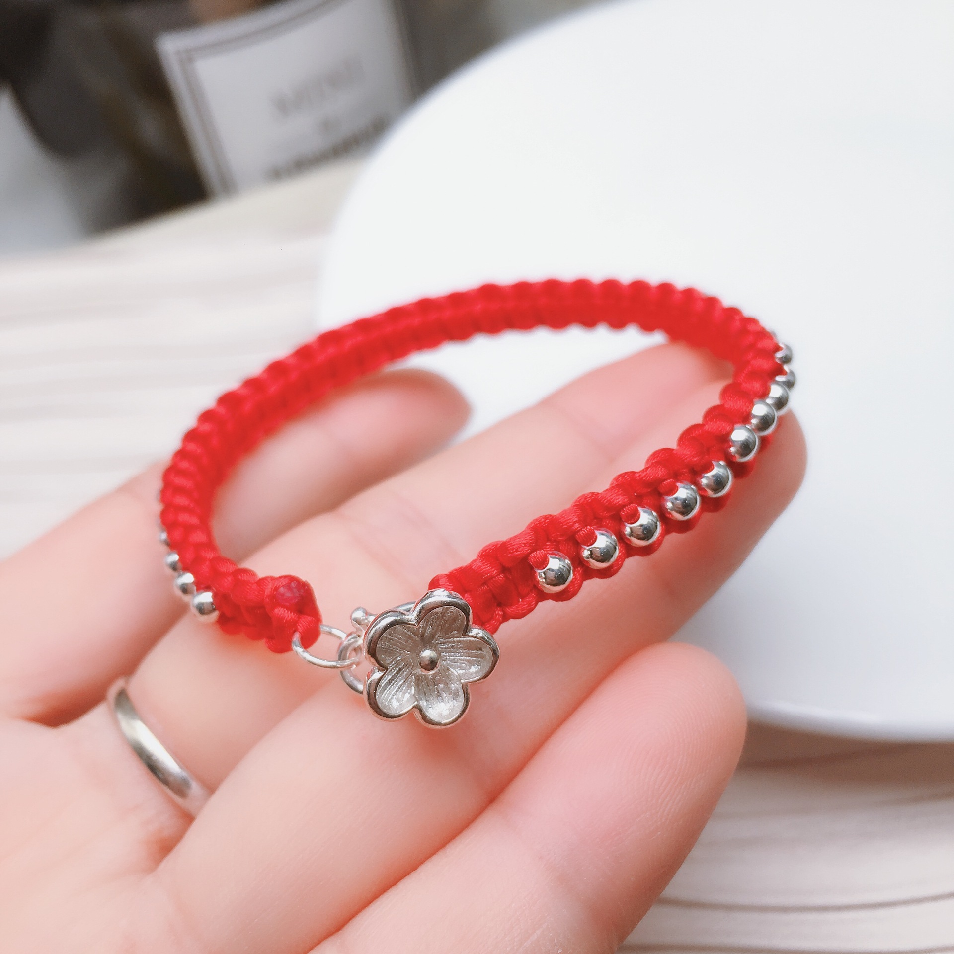 佰鑫猪年本命年编织红绳女简约时尚s990银质佛珠手链手绳