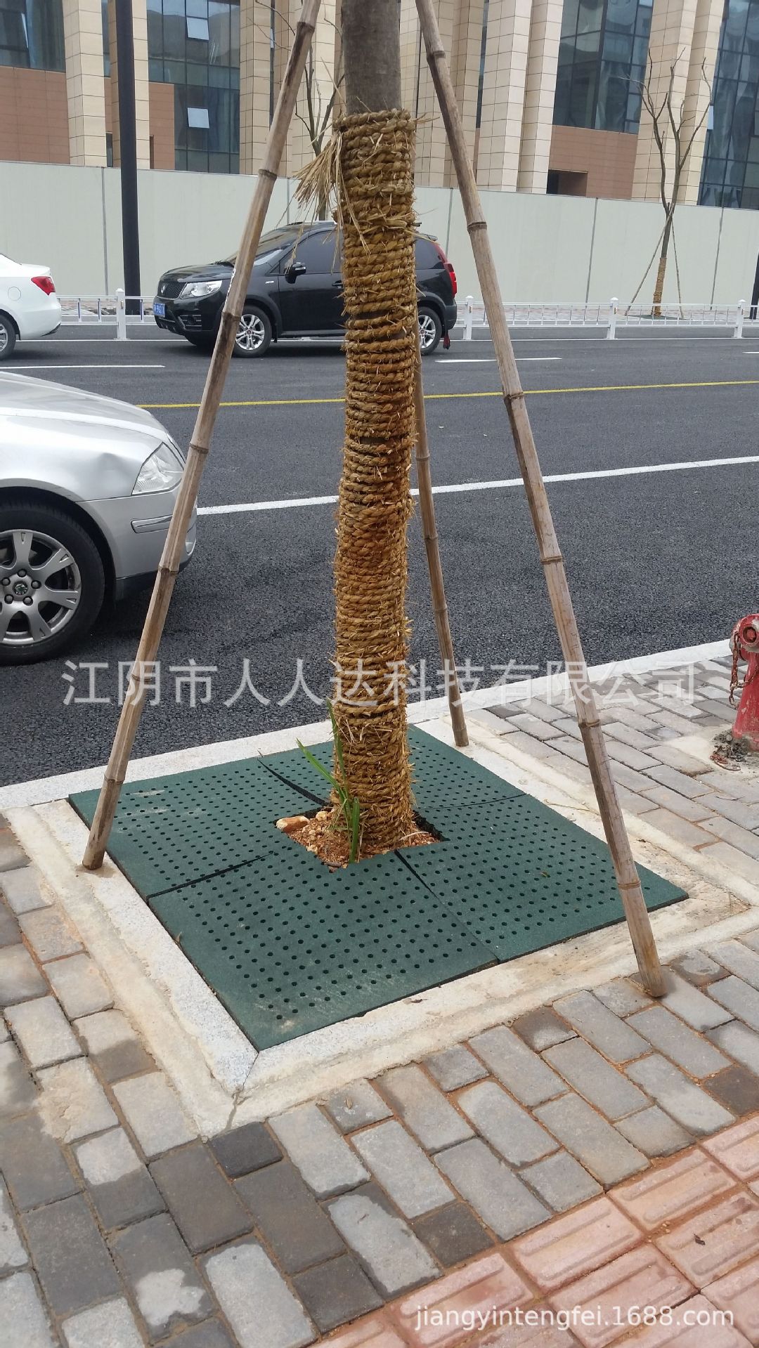 树池盖板,橡胶护围砖,护穴砖,树木围护砖,树穴盖板