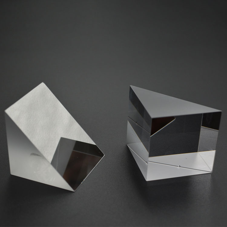 横截面是等腰直角三角形的棱镜叫全反射棱镜