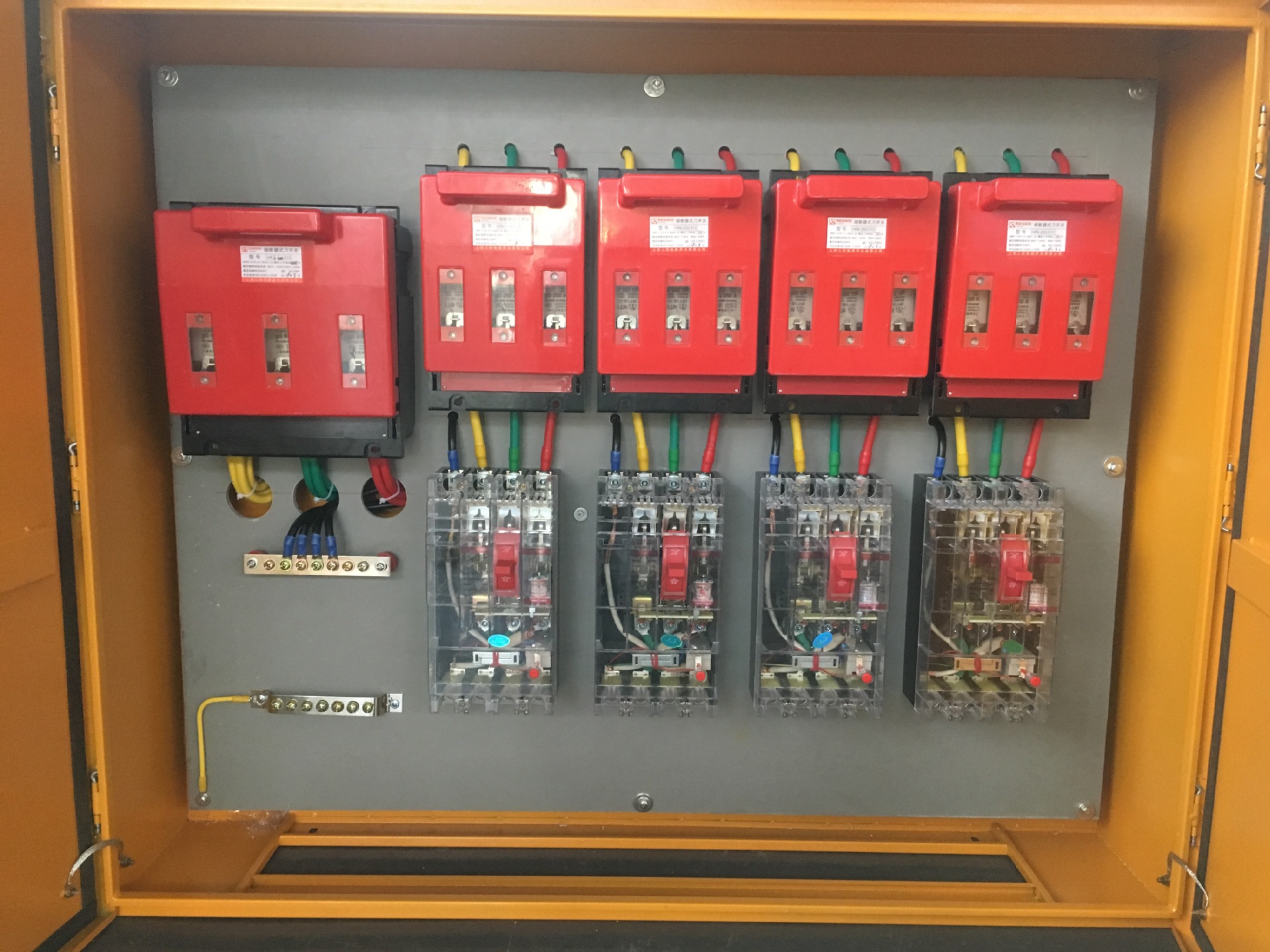 批量供应建筑工地临时用电二级配电箱正泰400a工地配电箱厂家