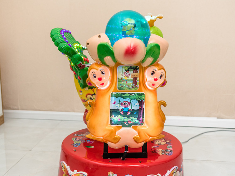 新款摇摇车投币2020旋转孔雀儿童电动玩具超市门口扫码商摇摇摆机