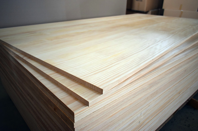 木材加工厂松木板新西兰松直拼板装饰板松木拼板源头松木板材