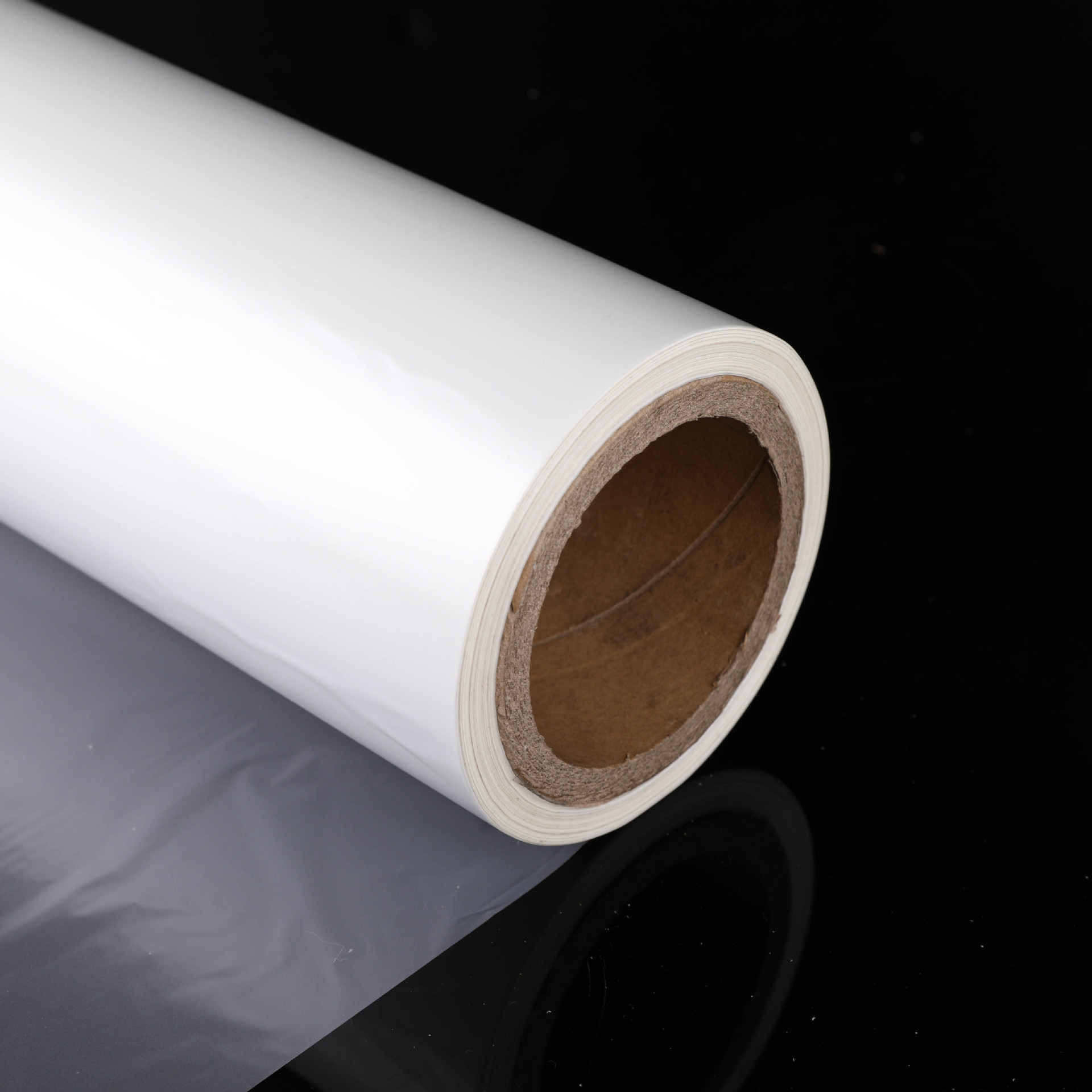 厂家供应pet消光雾面磨砂opp膜 apet哑光磨砂半透明bopp包装薄膜