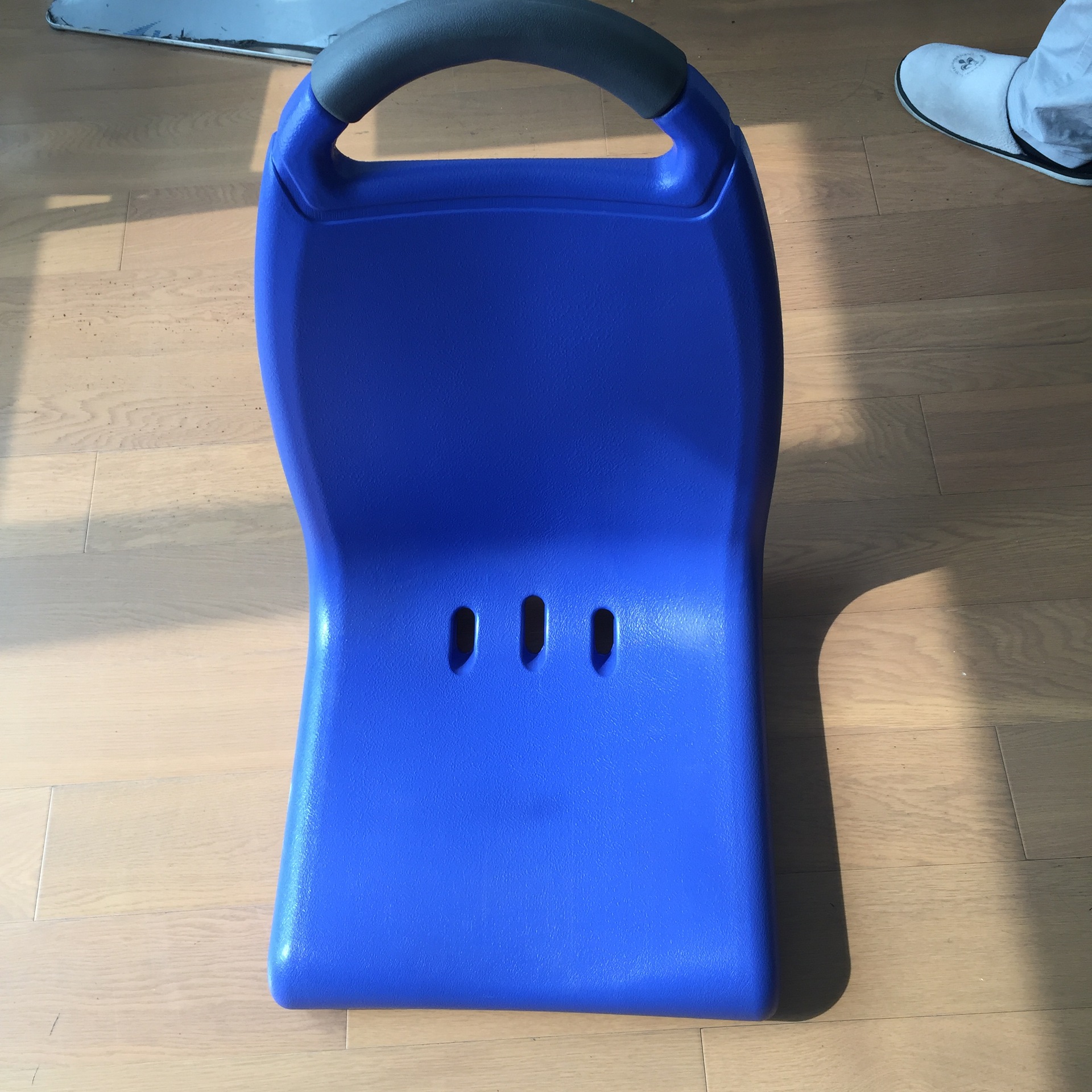 供应各种塑料座椅 船舶座椅 客车公交车座椅 豪华车司机乘客座椅