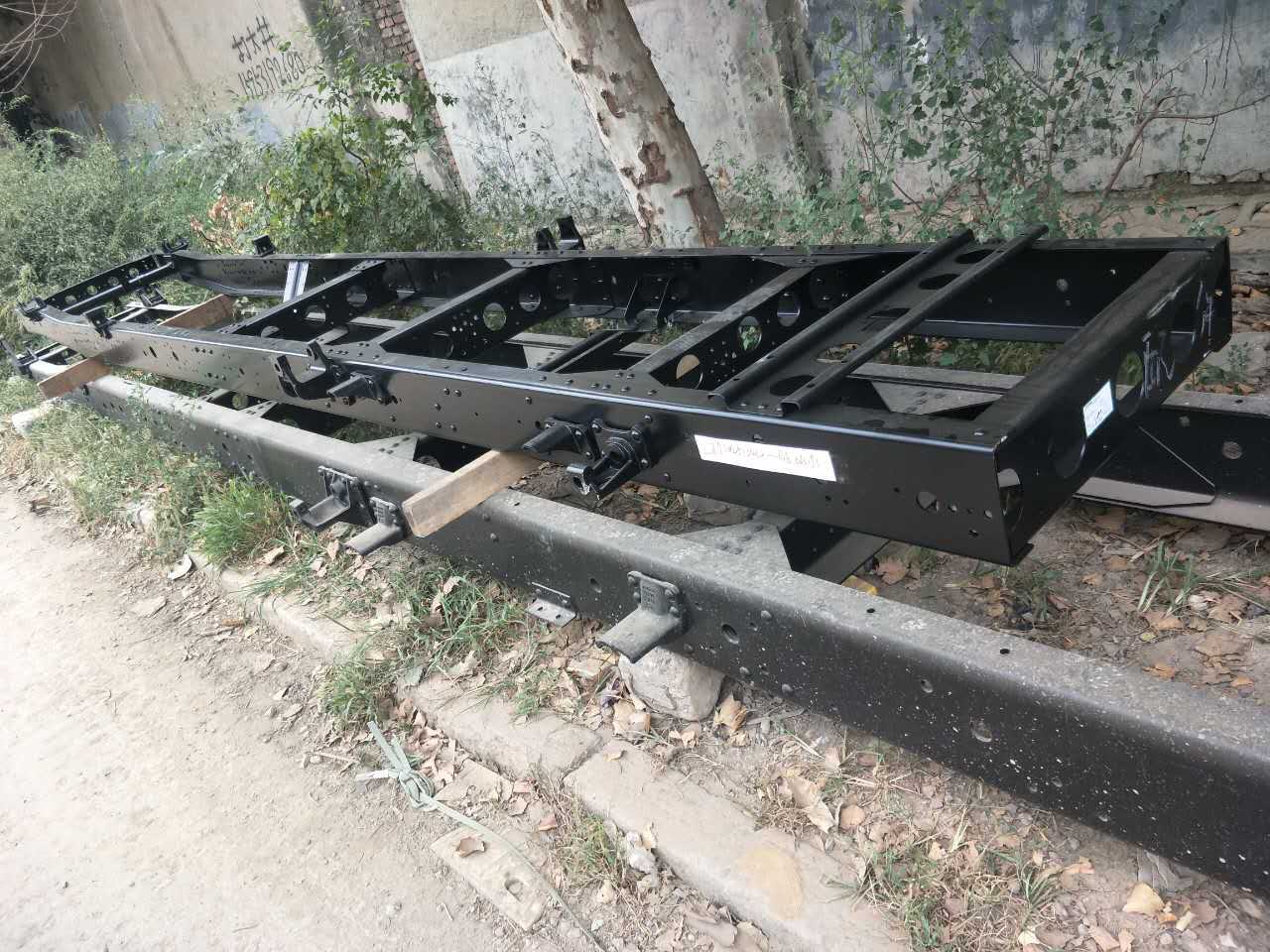 庆铃五十铃巨咖五十铃100p庆铃五十铃tf 五十铃vc46 车架大梁供应