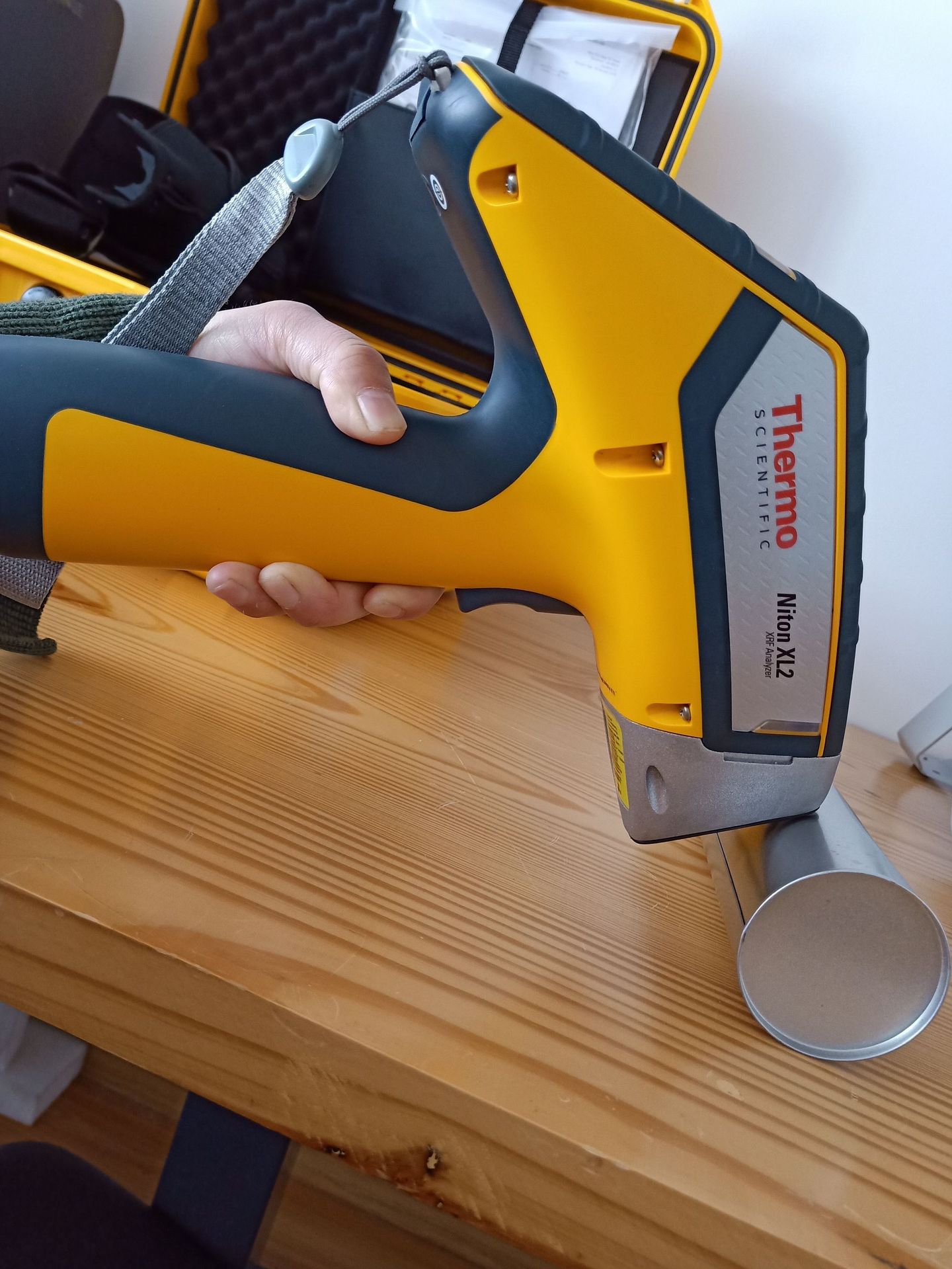 厂家出售美国尼通便携式手持式光谱仪xrf手持式测试分析仪