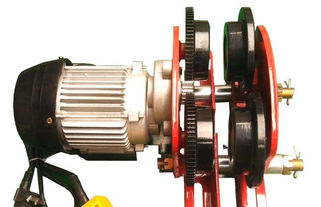 真人娃娃机大型成人真人版抓娃娃机广场商场暖场网红游乐设备租赁