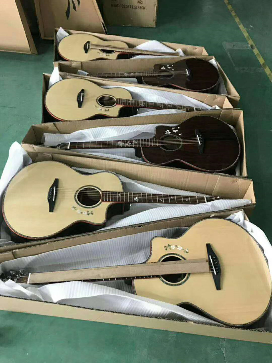 2019  莫斯最新雕花民谣吉他    混批价格按低批发价格出售  批发不