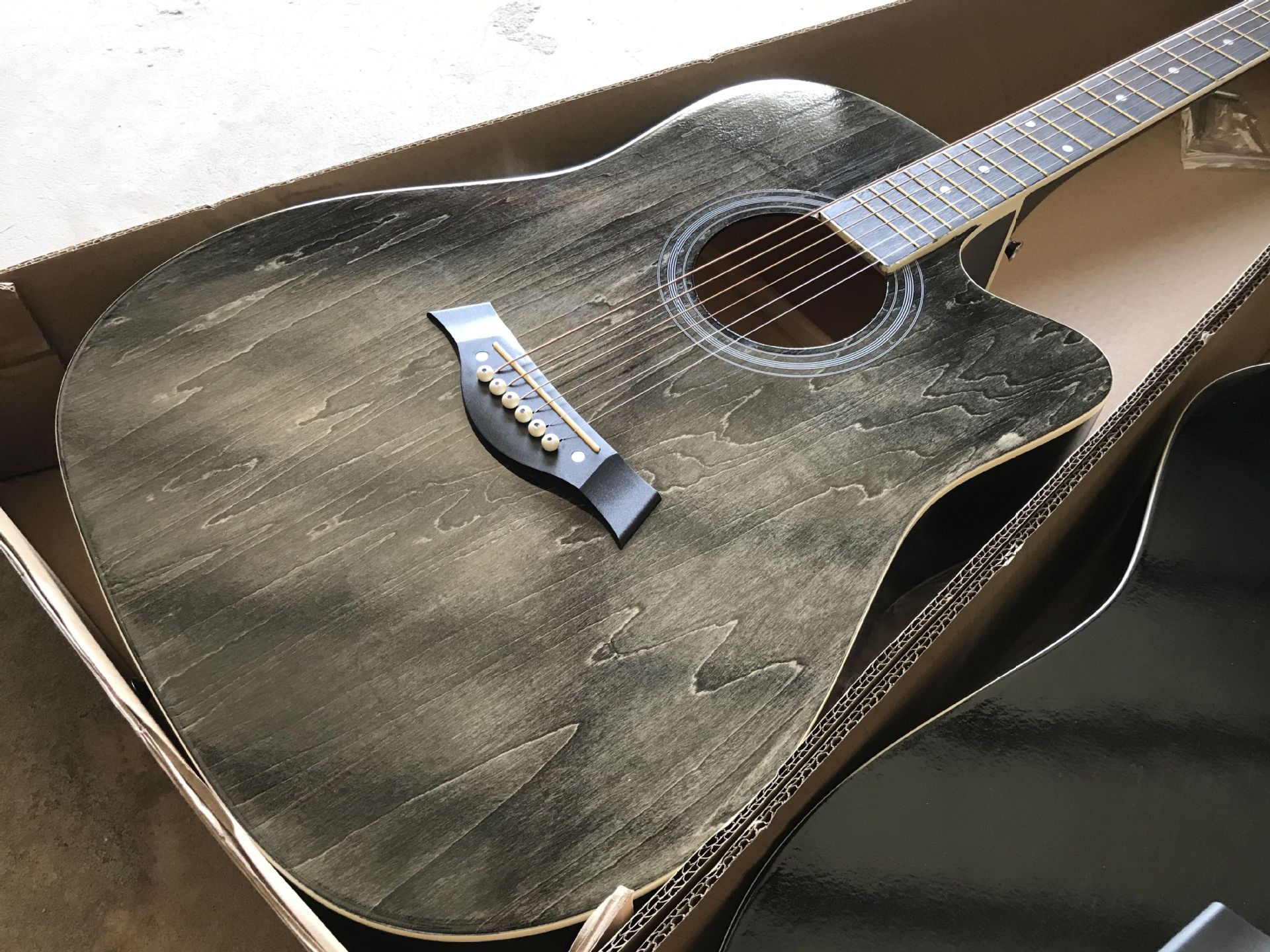 【工厂直销】41寸木吉他椴木民谣吉他黑檀木沙比利初学者亮光包边