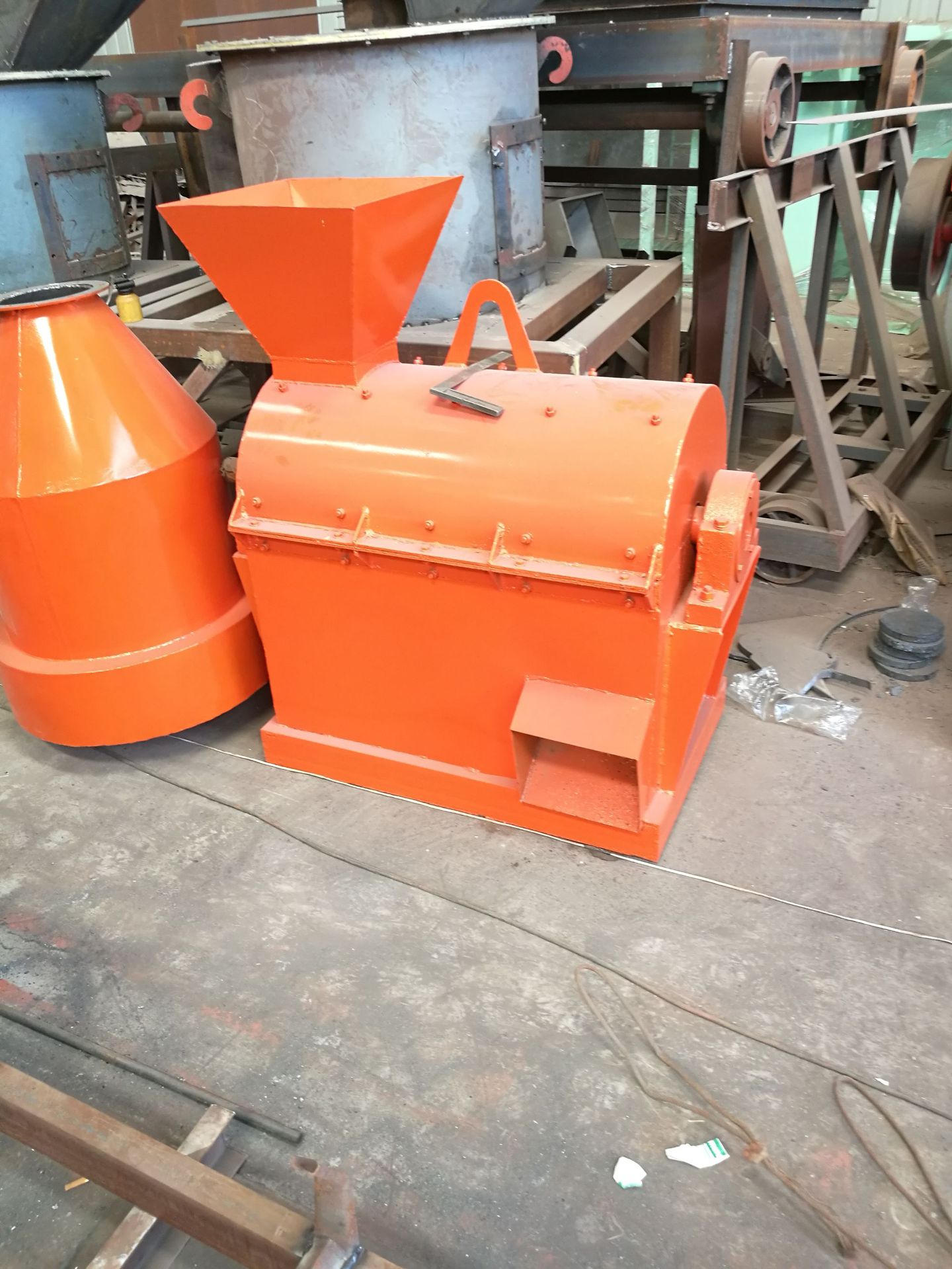 供应半湿物料粉碎机|高湿物料粉碎机|鸡粪有机肥粉碎机|鑫盛设备