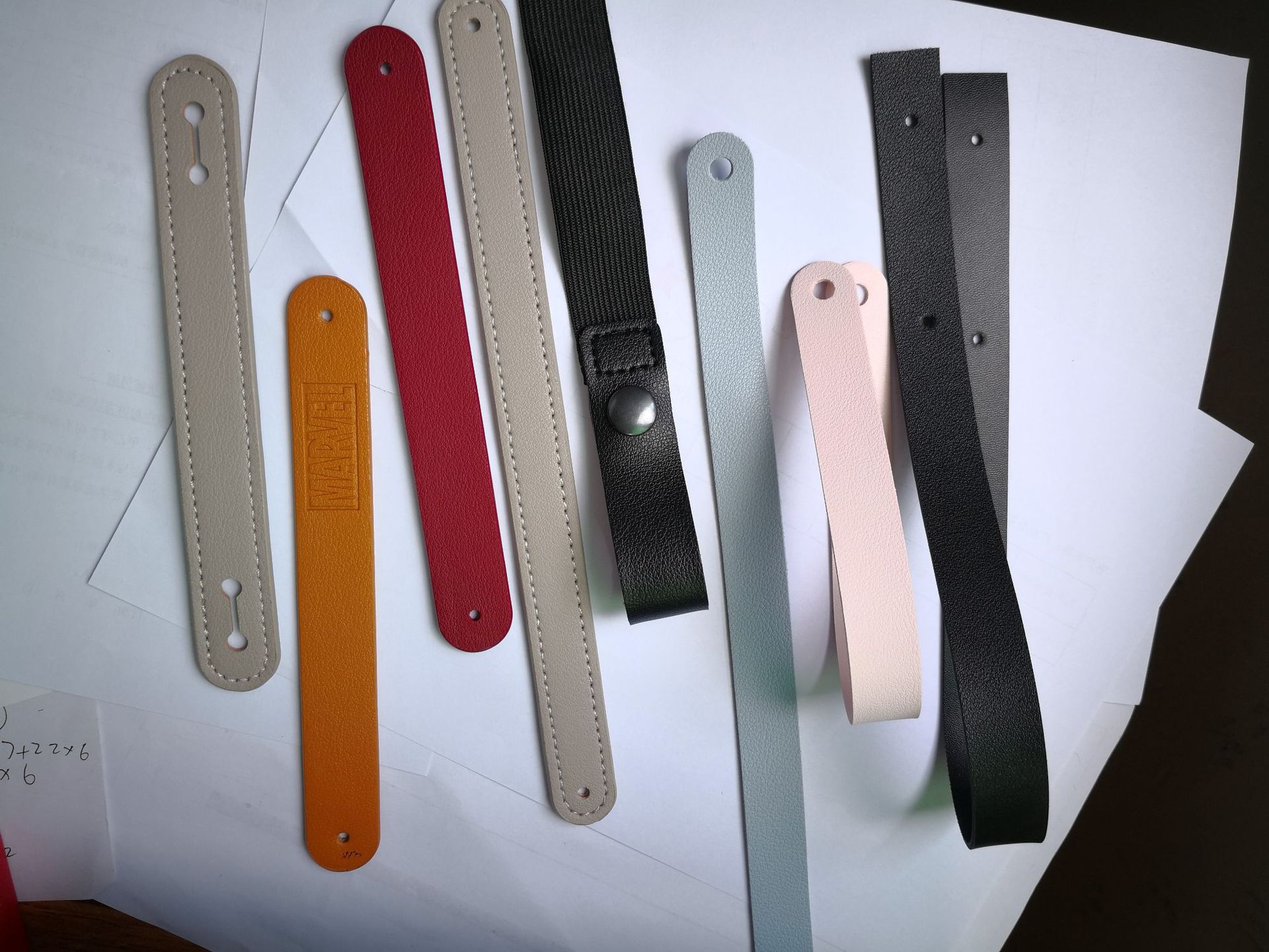 专业厂家批发定制音箱提手带pu/pvc皮革手提带子家用电器提手吊绳