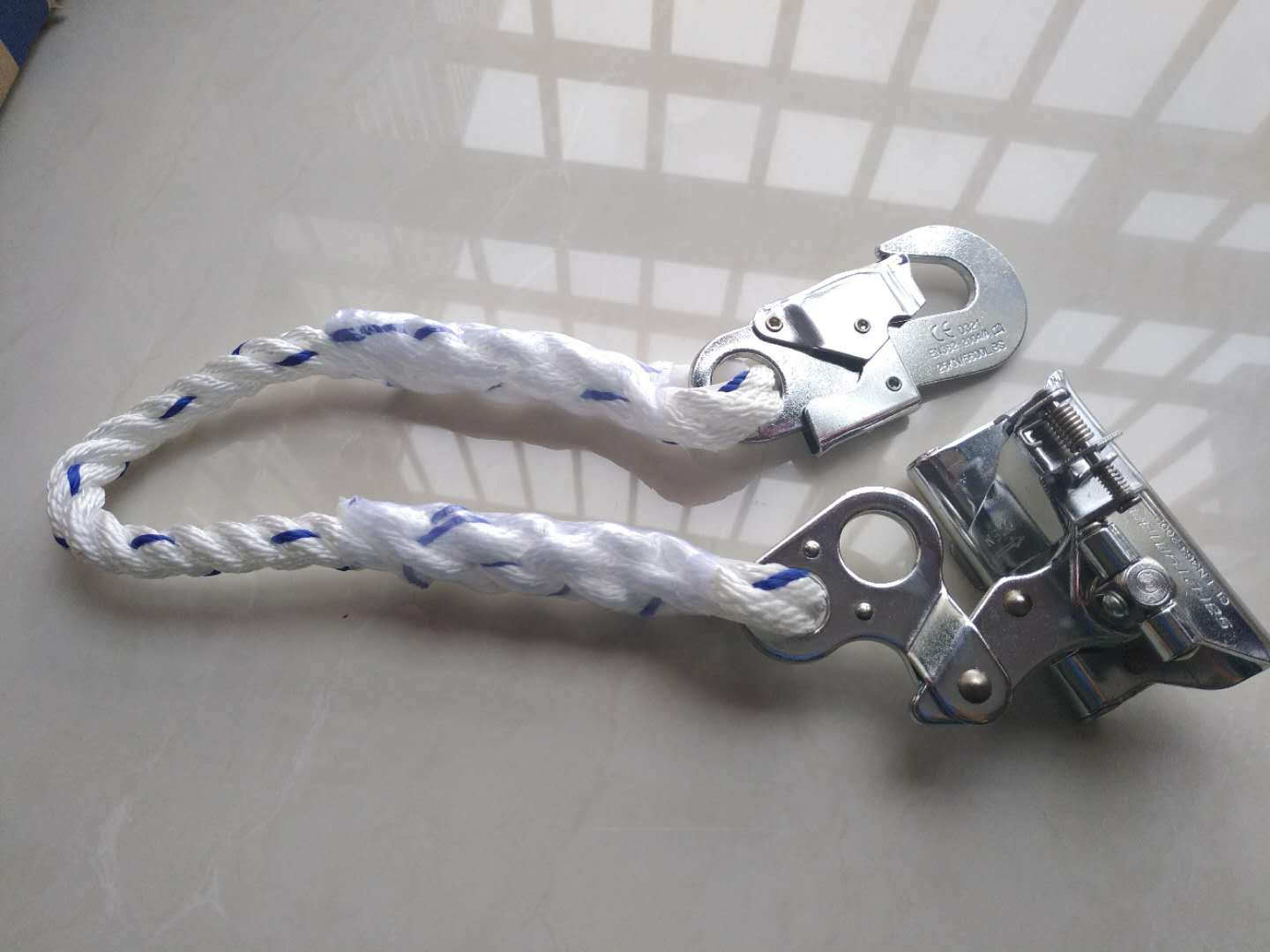莱普特厂家直销高质量双孔自锁器防坠落自锁器双孔自锁器