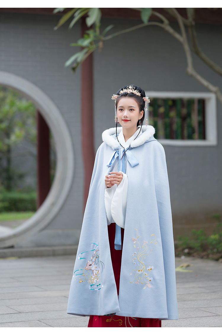 原创斗篷汉服外套女秋冬传统中国风小鹿刺绣日常长款披肩