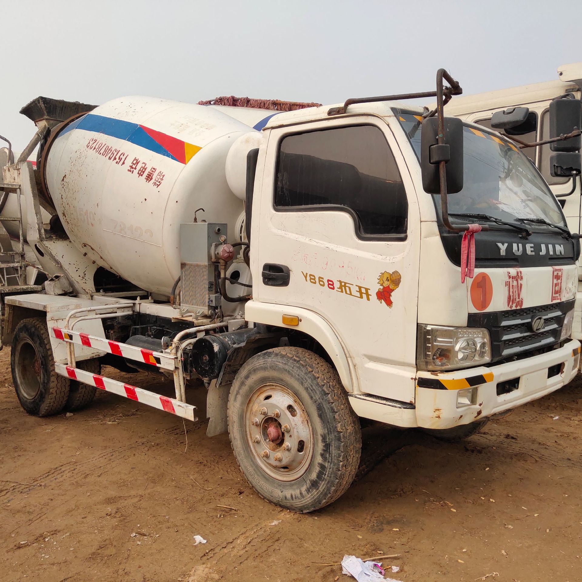 江西二手6方混泥土搅拌车二手混凝土搅拌罐车手续全 可分期