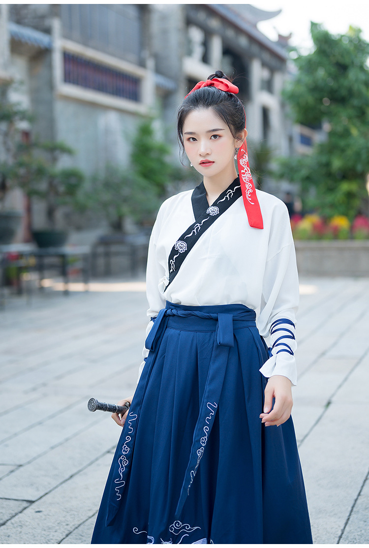 5882鹤归原创汉服女绣花交领长袖武侠风大氅情侣装大码学生服团服