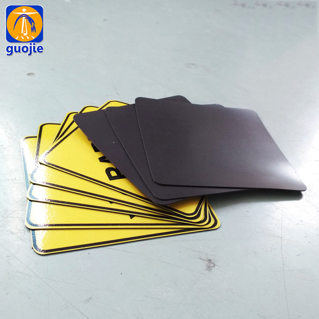 厂家热销户外高清防水写真磁性贴冰箱贴车身广告磁性贴