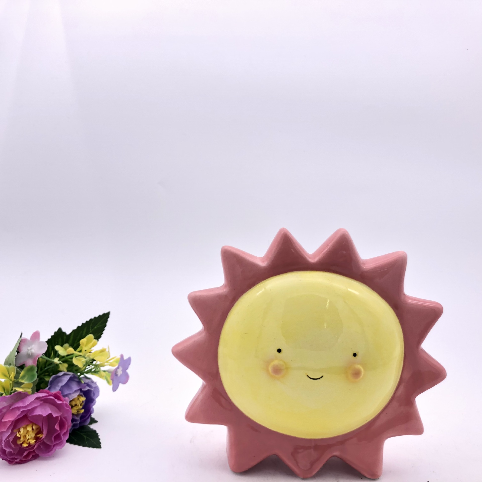 新品欧美出品卡通陶瓷太阳摆件 儿童房陶瓷存钱储钱罐个性装饰物