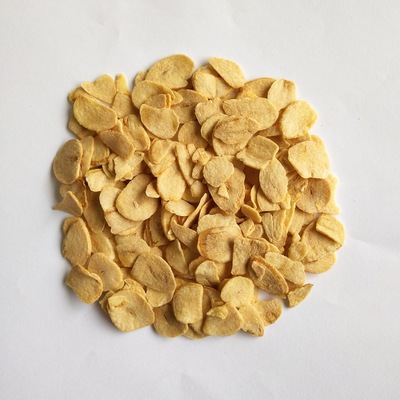 蒜片 油炸蒜片 炸蒜片 油炸脱水蒜片 大蒜调味料 出口日本韩国