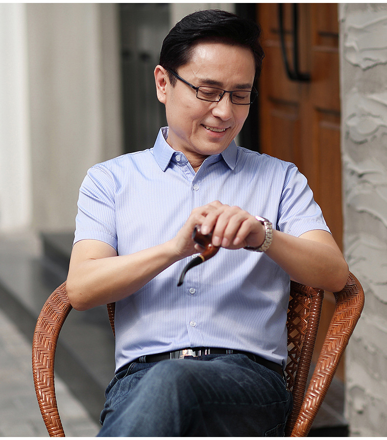 中老年短袖衬衫男薄款2019夏季中年人爸爸休闲翻领衬衣商务男装