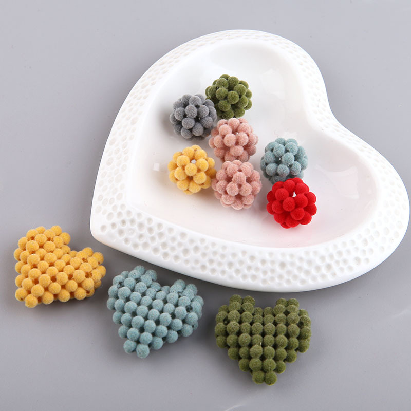 秋冬新款植绒珠子编织杨梅球圆球爱心挂件diy手工饰品耳饰材料