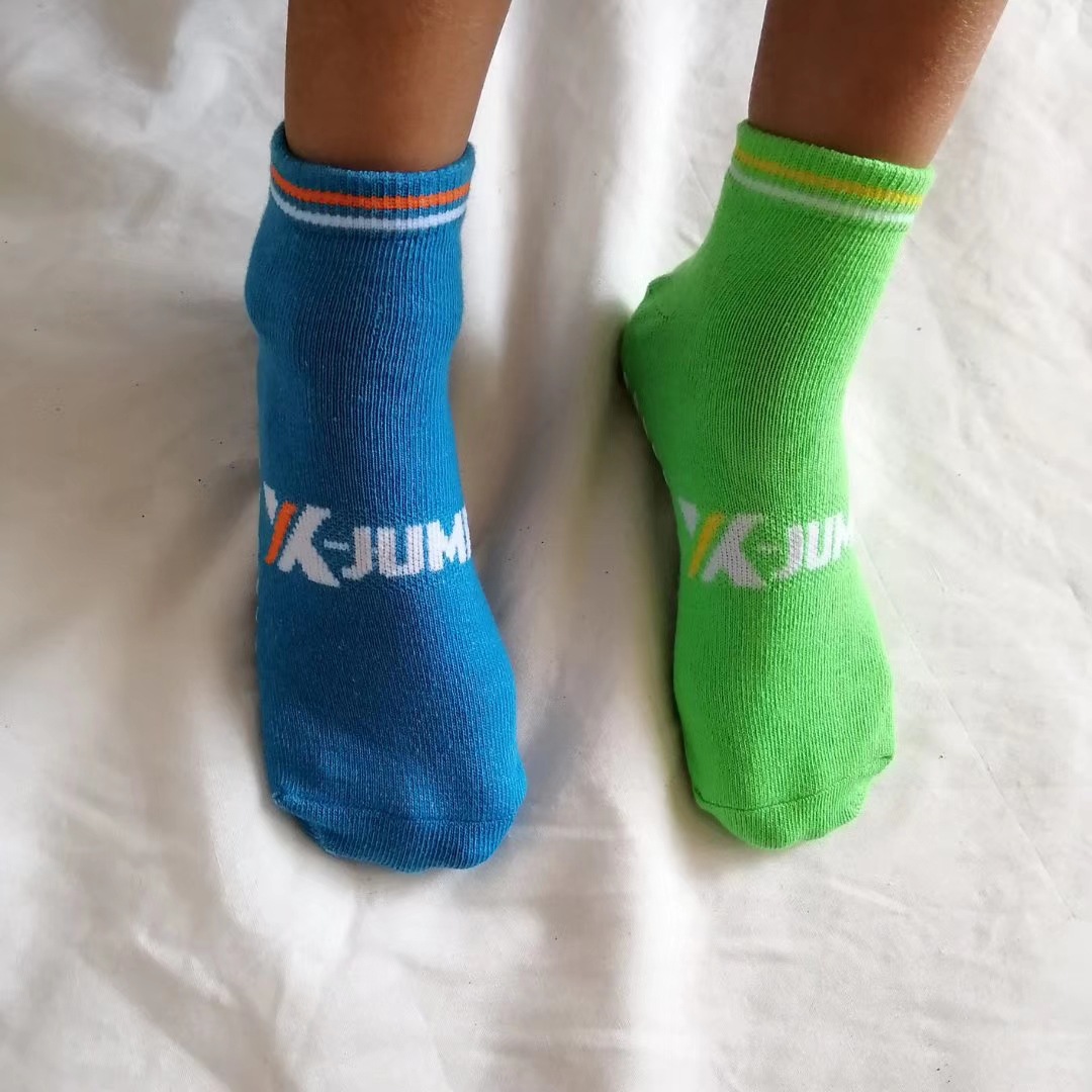 定制蹦床袜成人儿童游乐园防滑袜子点胶防滑袜四季通用 常年有货