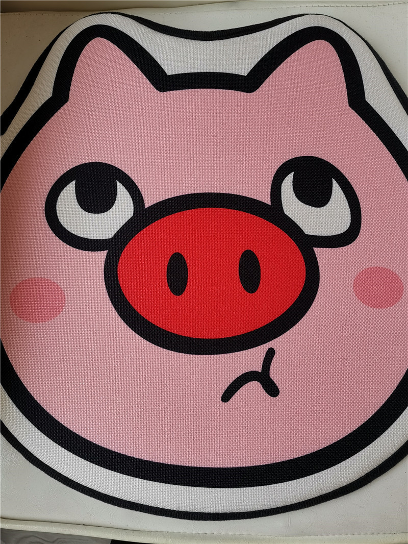 卡通猪四季通用汽车坐垫仿棉麻办公室沙发椅坐垫批发