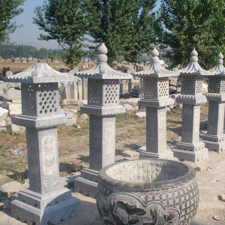 货源厂家直销石雕灯塔仿古青石石灯制作雕刻 寺庙景区石雕灯塔